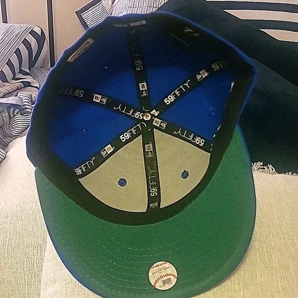 LA Dodgers 1988 WS New Era Baseball Cap, Color - blue, Size - 7 ⅛, Brand New! - Picture 5 of 5